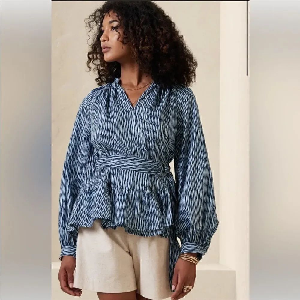 BANANA REPUBLIC BELTED TIERED BLOUSE